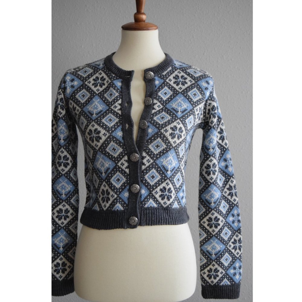 Vintage 90's Fair Isle inspired cropped sweater/ cardigan blue Extra Sma…
